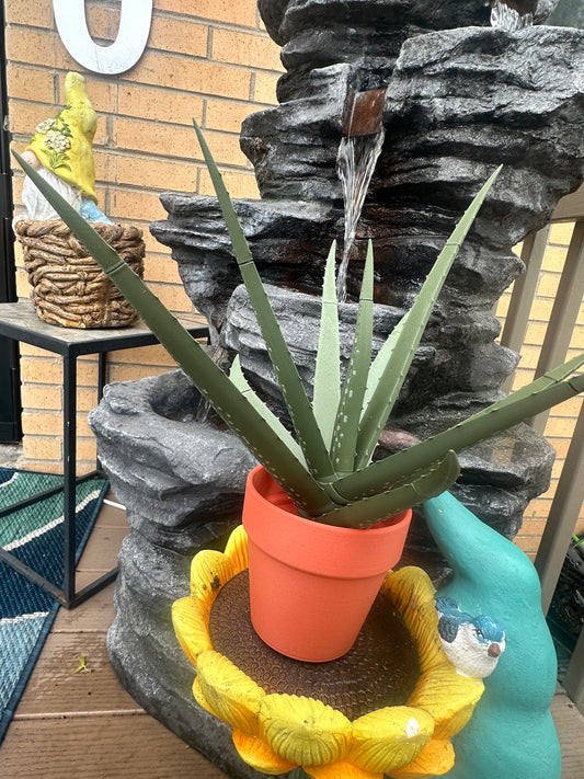 3D printed Aloe with pens!